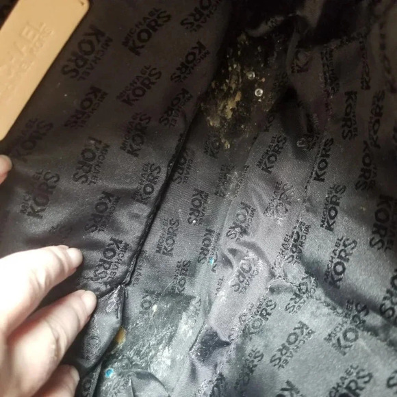 MICHAEL Michael Kors Black Signature Mirror PVC / Leather East West Zip Tote - Picture 9 of 16